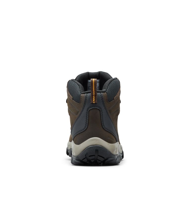 Columbia Newton Ridge Plus II Men Boots | BJWZGK-483